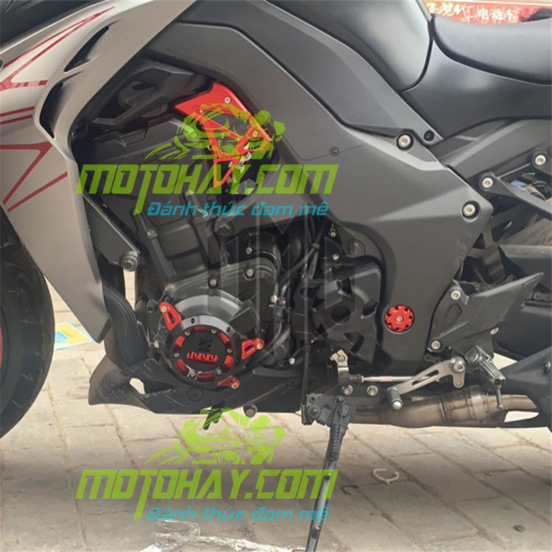 op-bao-ve-loc-may-z1000-do-trai